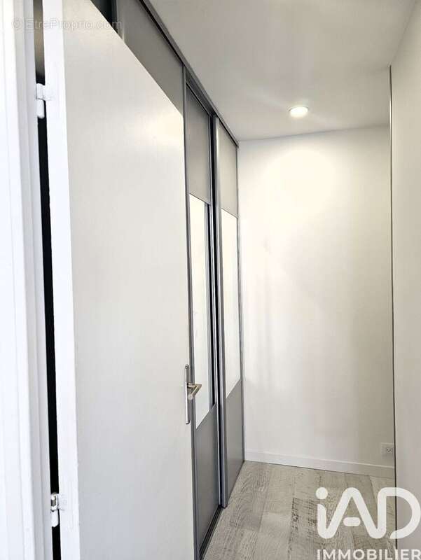 Photo 6 - Appartement à SAVIGNY-LE-TEMPLE