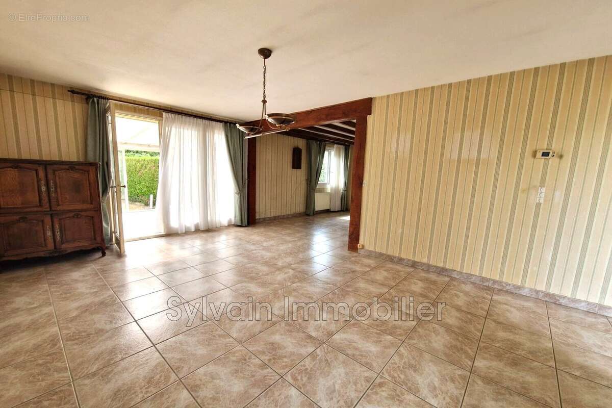 Maison 78 m² à Gournay-En-Bray  - photo 3