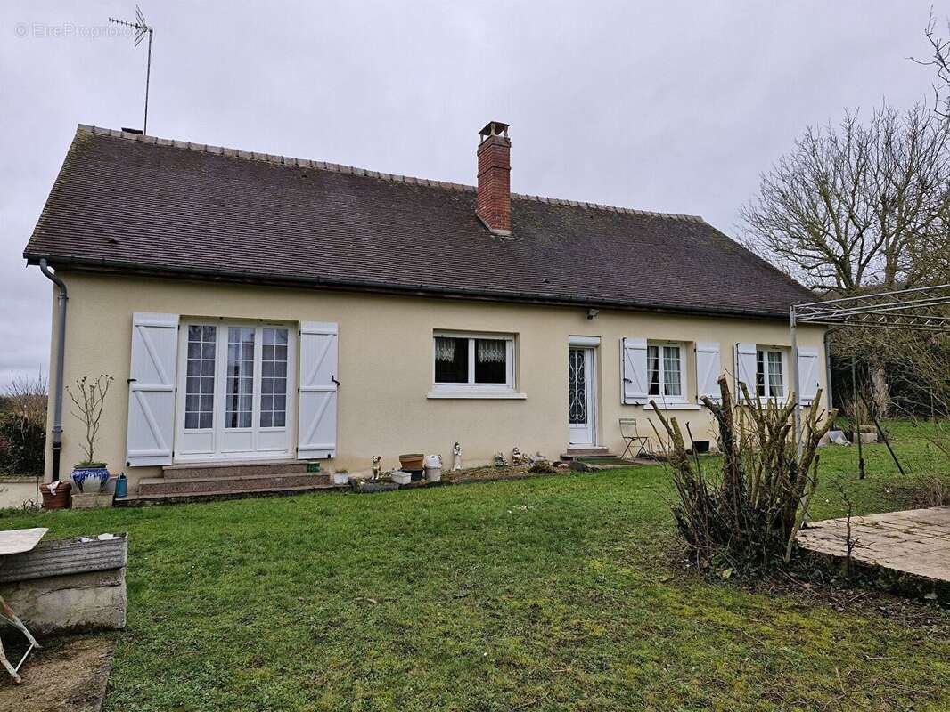 A 6 ' de gasny/ commoditees et ecole sur place - photo 11