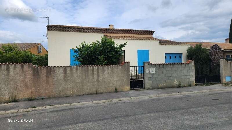 Maison à COURSAN