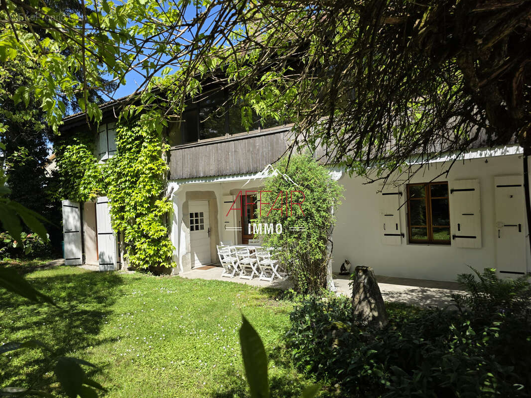 Maison à ARCHAMPS