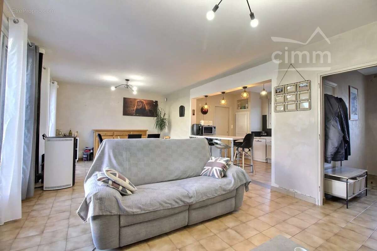 Maison à ROUSSILLON