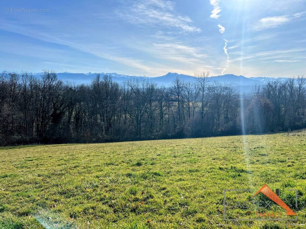 Terrain à LANDORTHE