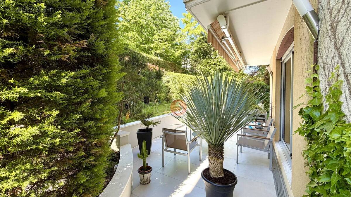Appartement à LE RAINCY