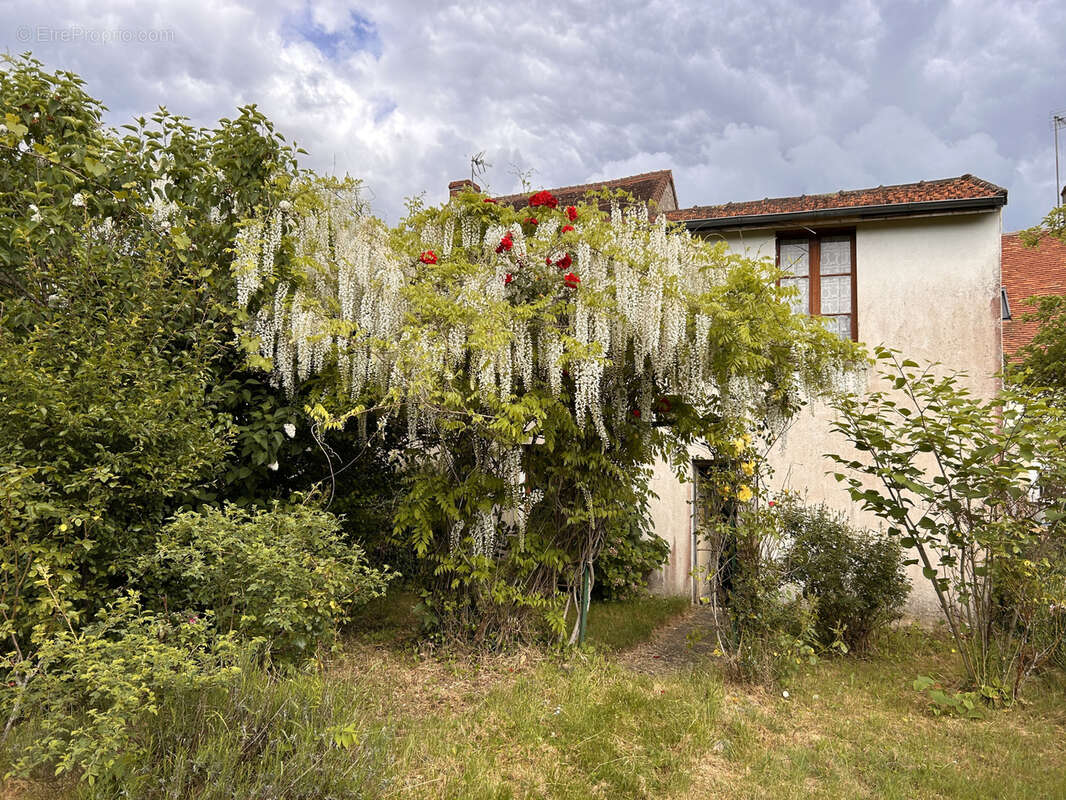 Maison à SAINT-GAULTIER
