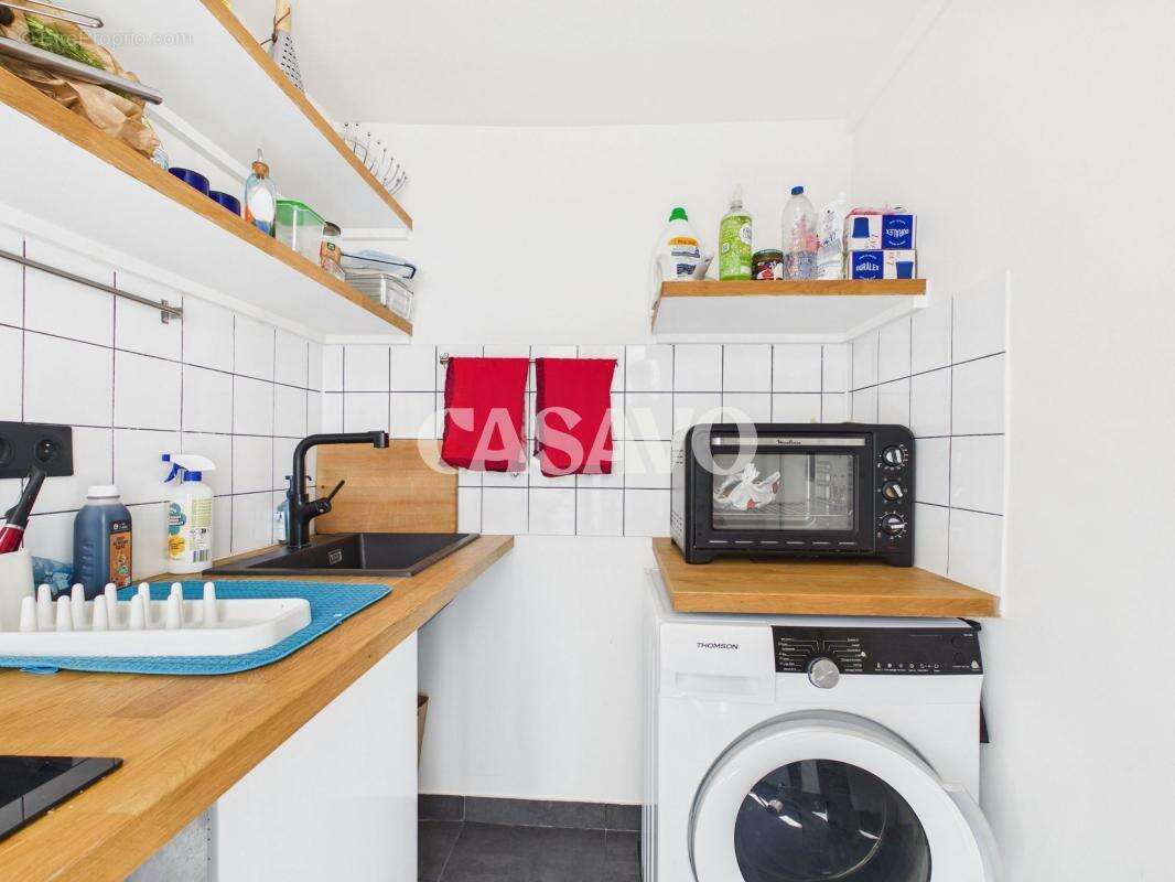 Appartement à PARIS-14E