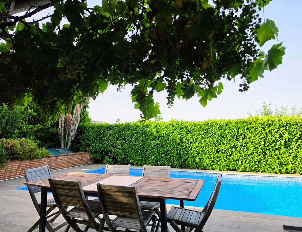 Superbe villa familiale avec piscine - photo 3