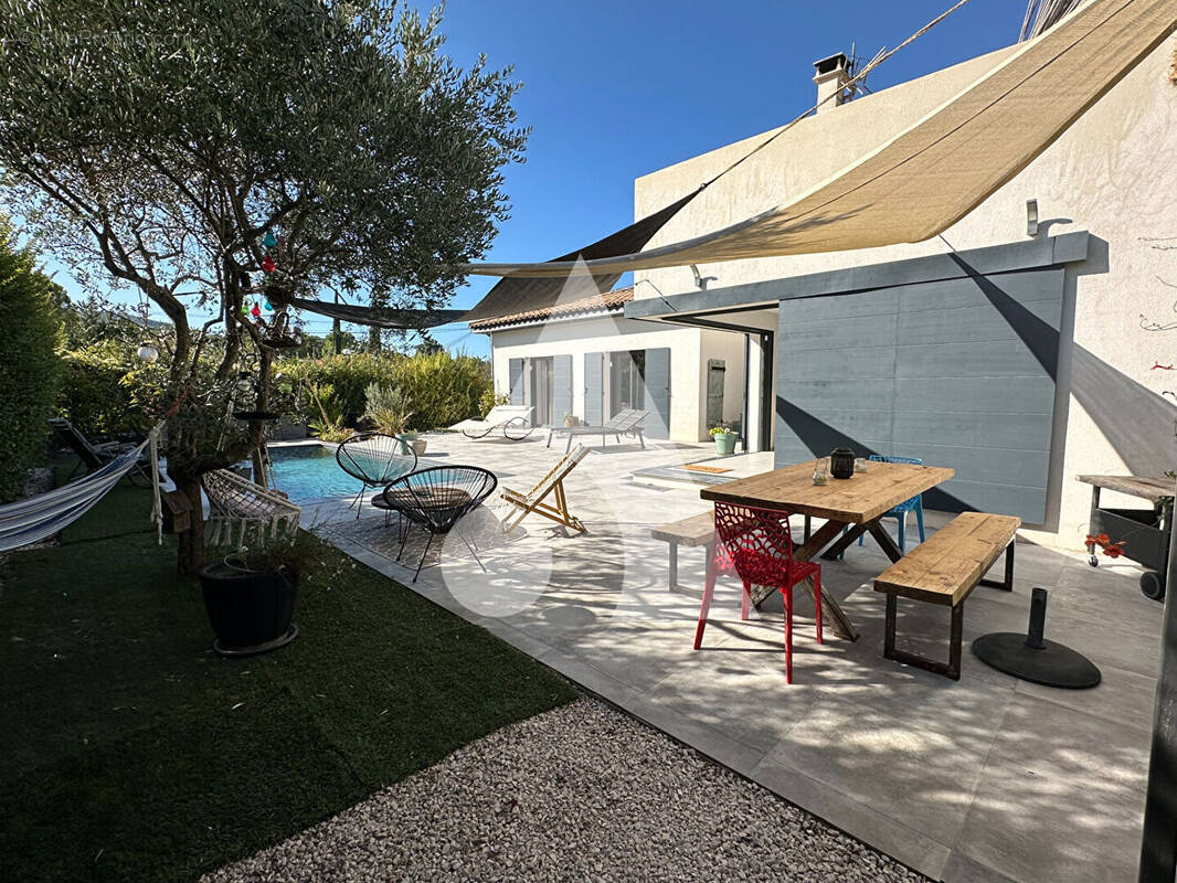 Maison à SAINT-MAXIMIN-LA-SAINTE-BAUME