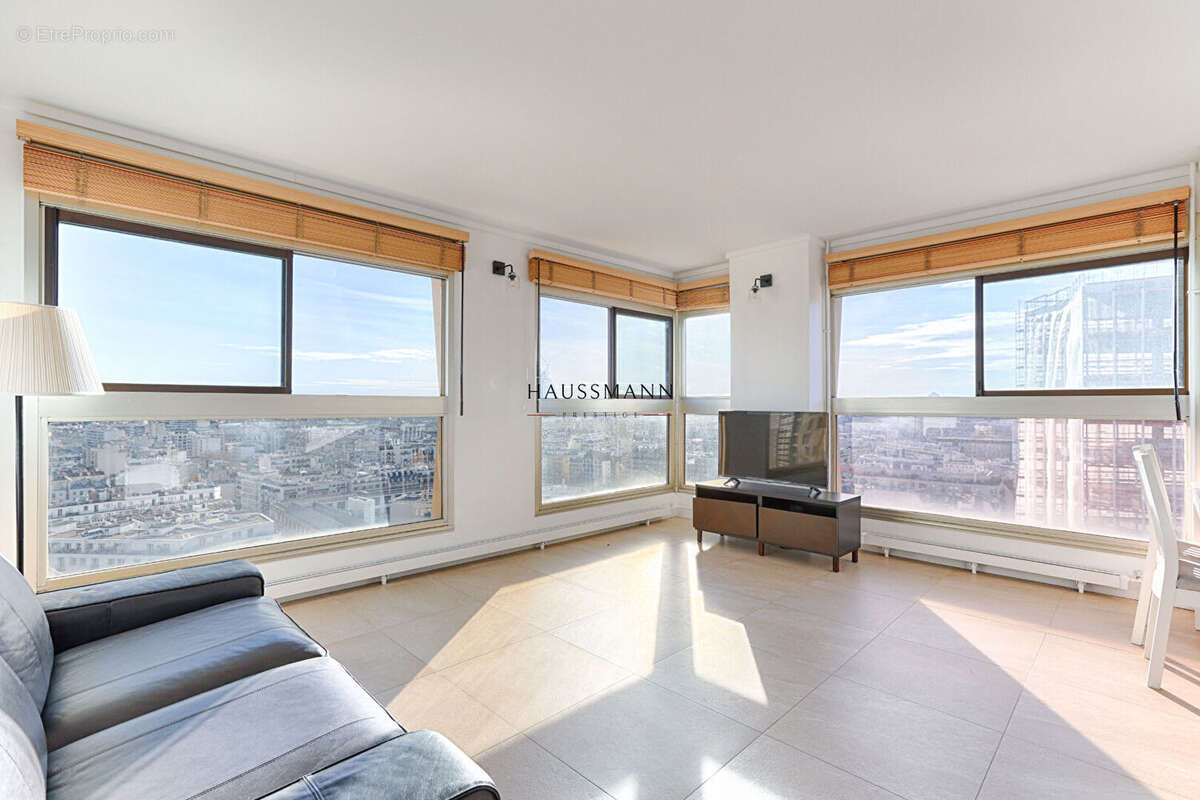 Appartement à PARIS-15E