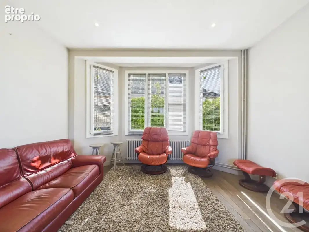 Maison 5 pièces 105 m² à vendre à Chartres (28000) - photo 7