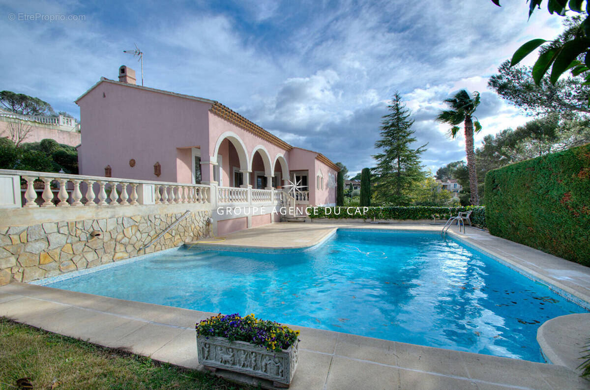 Maison à FREJUS