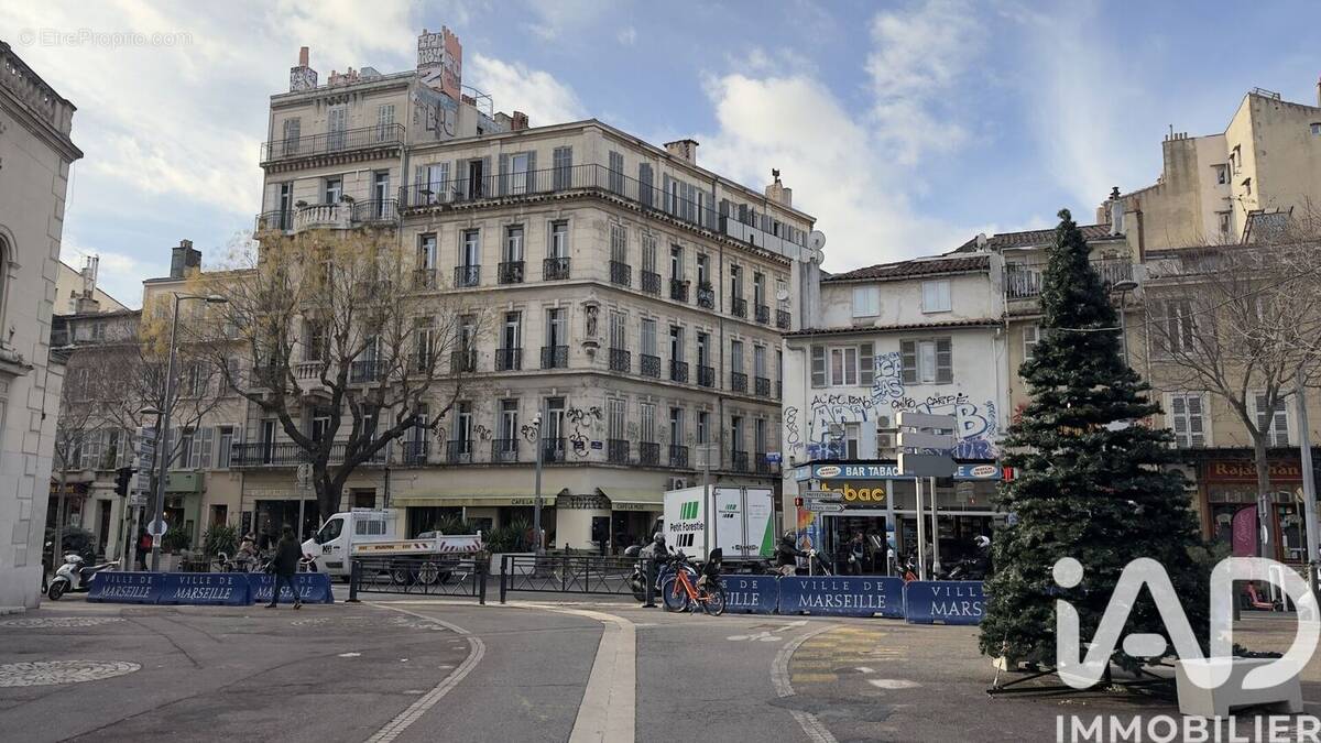 Photo 1 - Appartement à MARSEILLE-6E