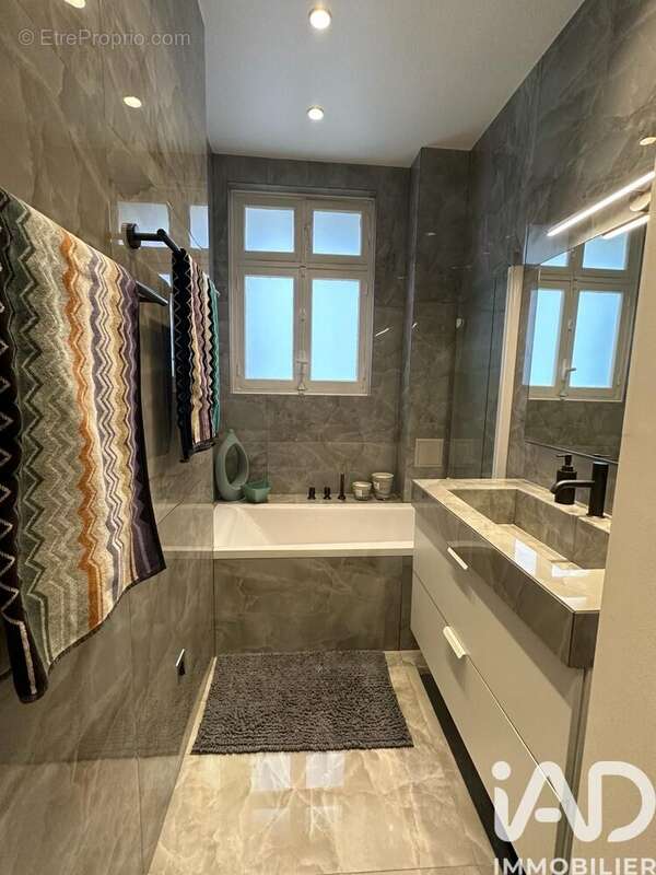 Photo 6 - Appartement à NEUILLY-SUR-SEINE