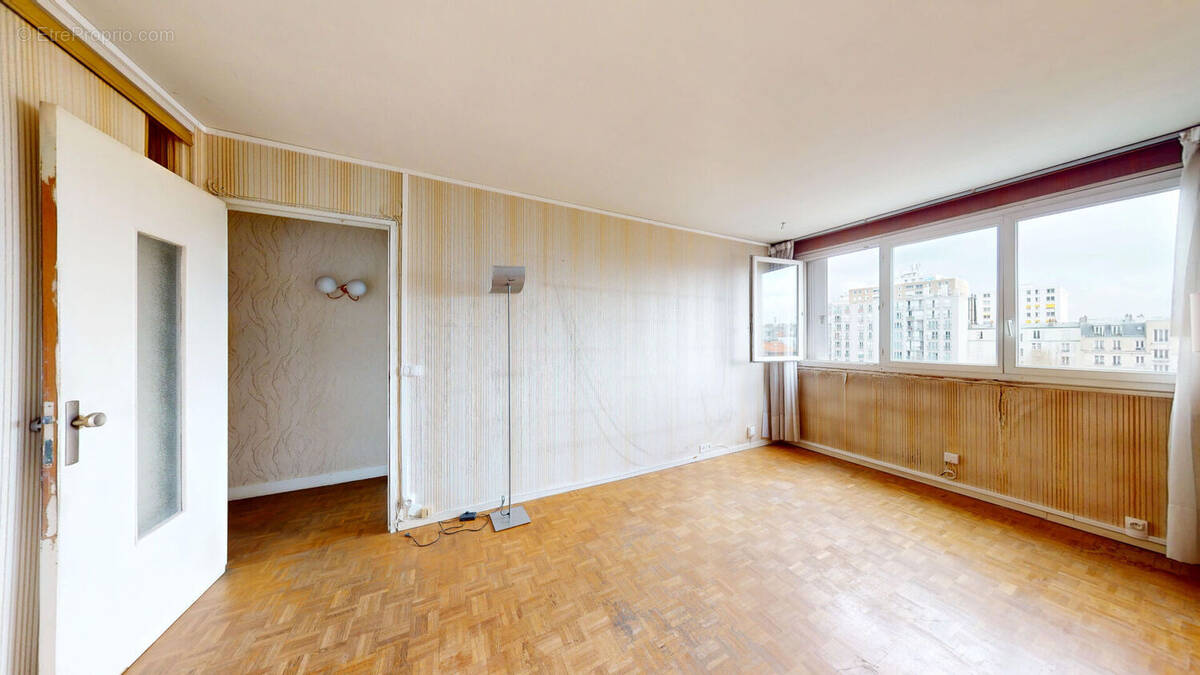 Appartement à PARIS-14E
