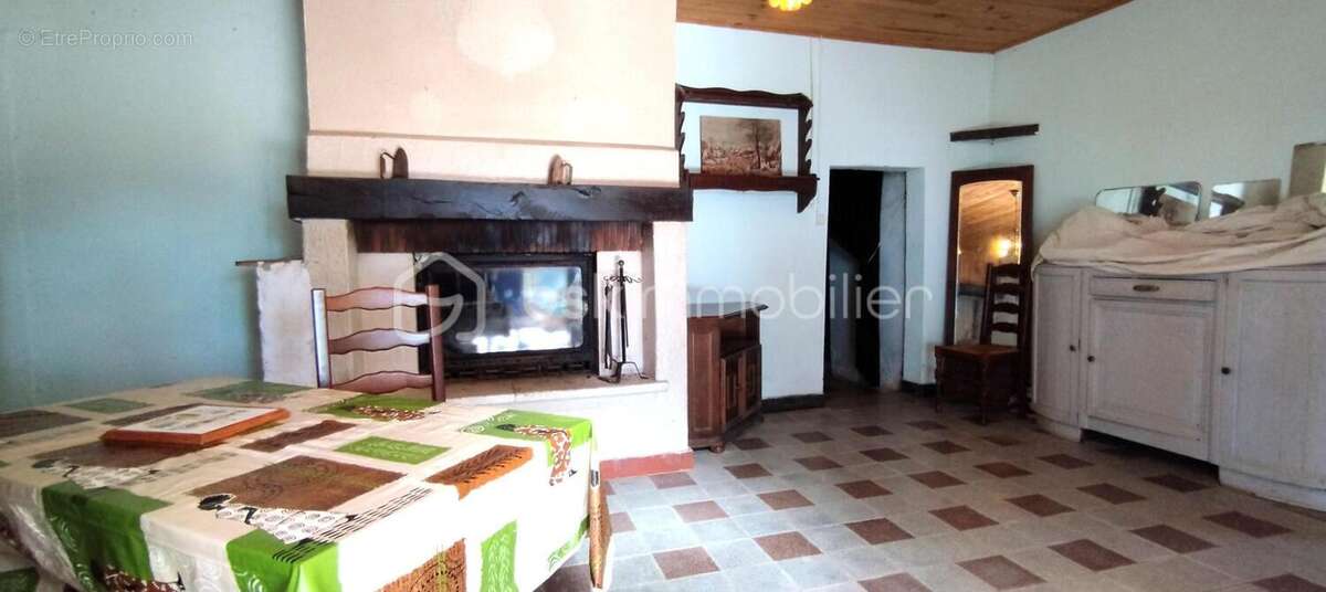 Maison à SAINTE-GEMME-MARTAILLAC