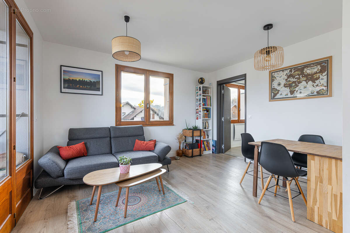 (76 m2 au sol) poisy t3 avec jardin - photo 2