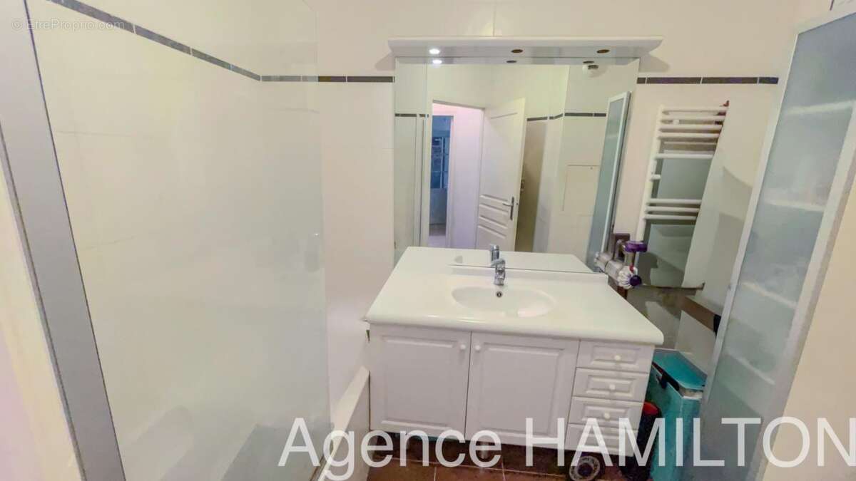 Appartement à GARCHES