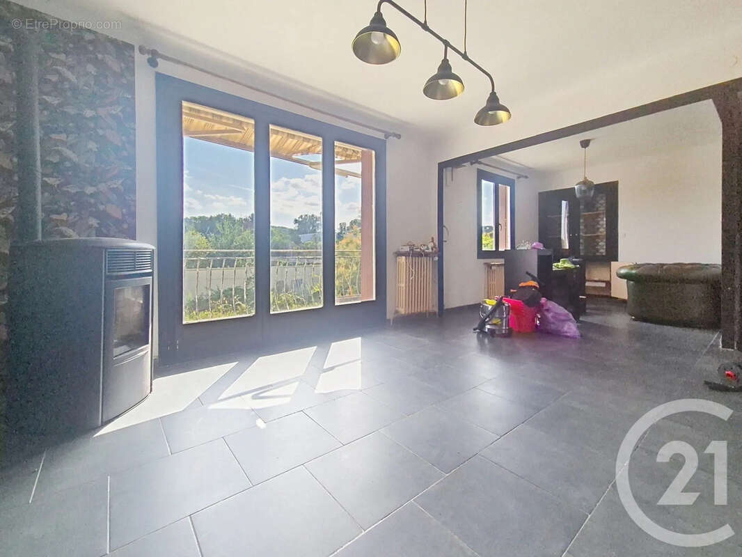 Maison 88 m² à Pont-Audemer  - photo 4