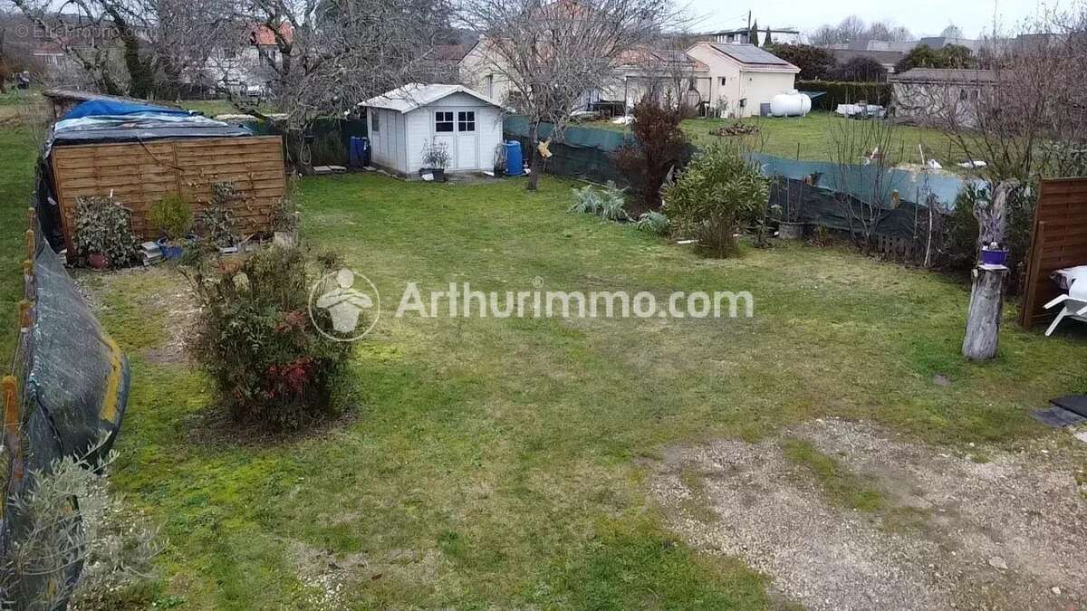 Maison à SAINT-ASTIER