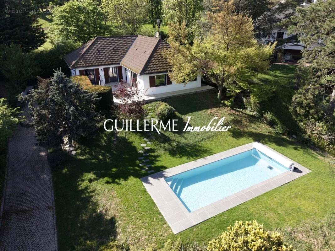 Maison à DARDILLY