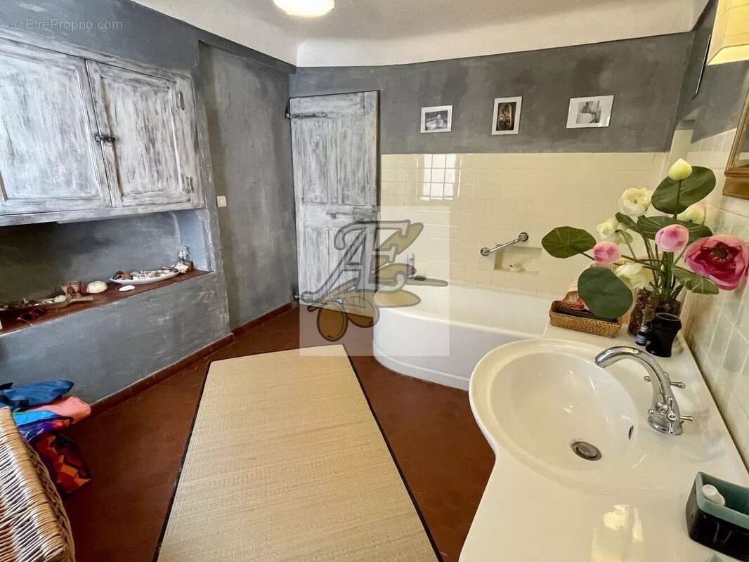 Appartement à SEILLANS