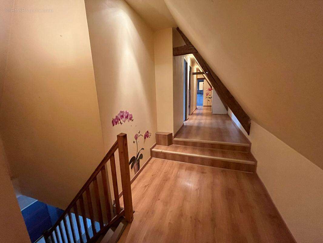 Maison à SERIFONTAINE