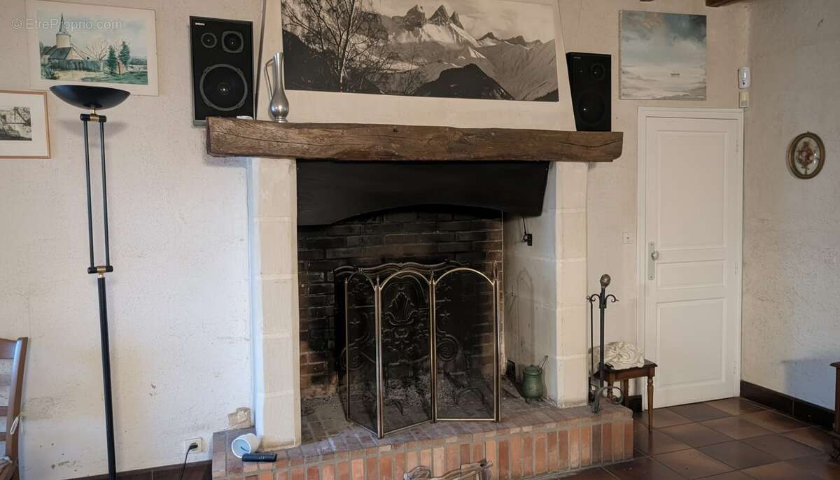 Maison à SAINT-JEAN-DE-LINIERES