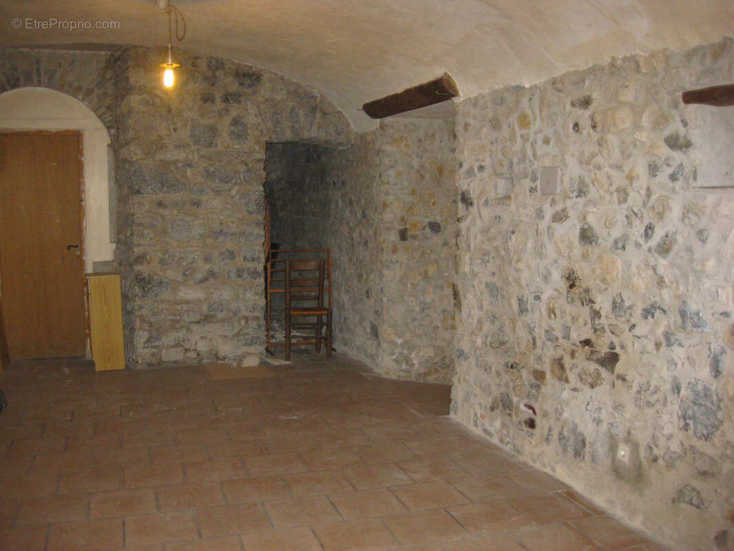 Autre à SAINT-HIPPOLYTE-DU-FORT