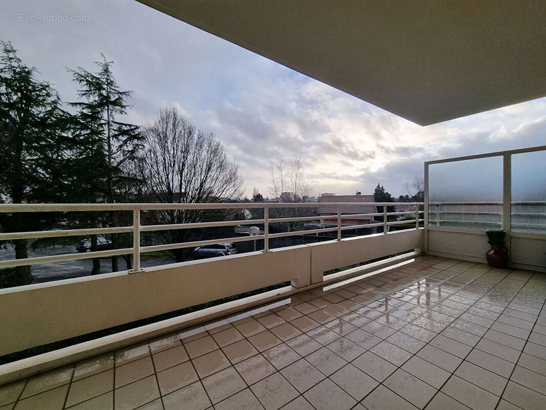 Appartement à SAINT-SEBASTIEN-SUR-LOIRE