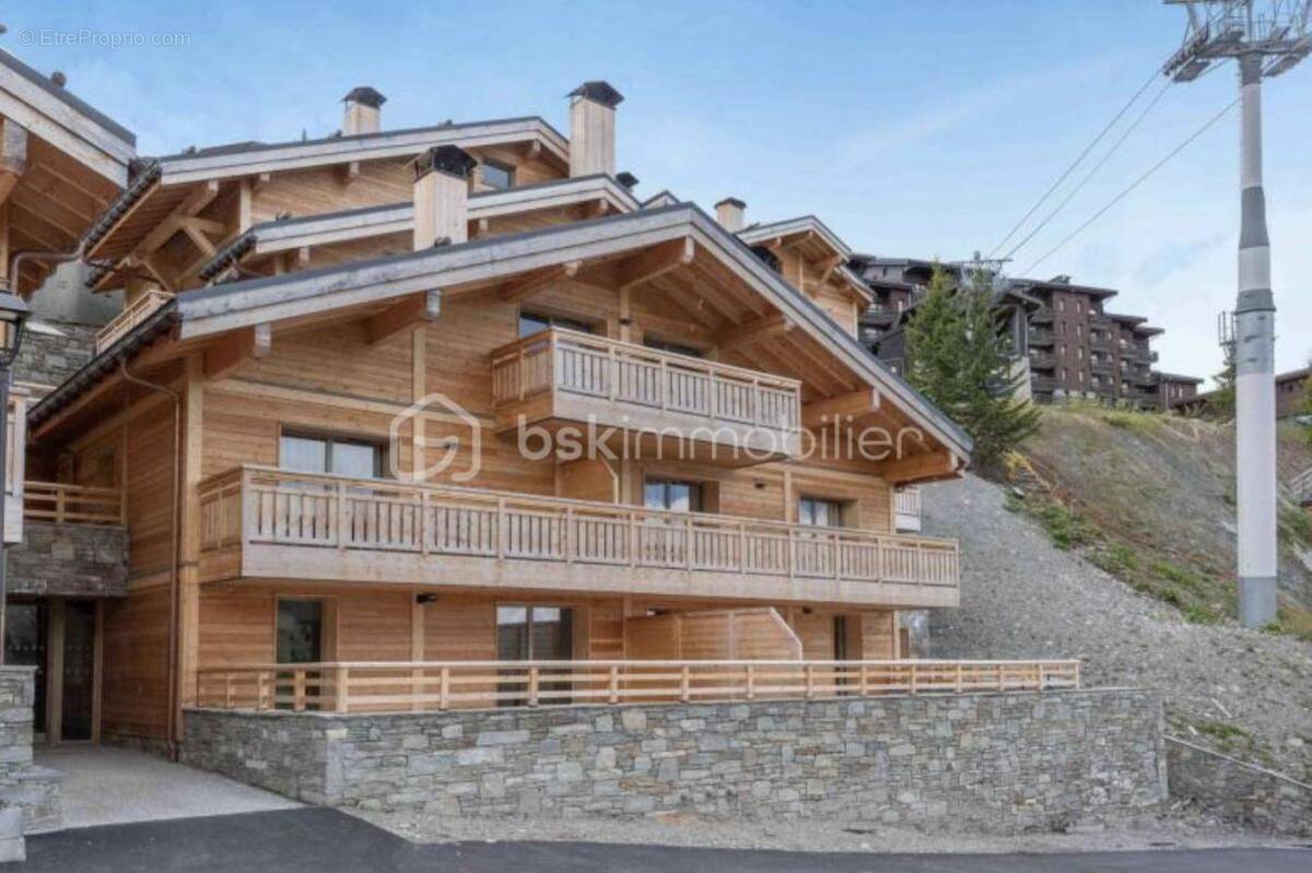Appartement à LES ALLUES