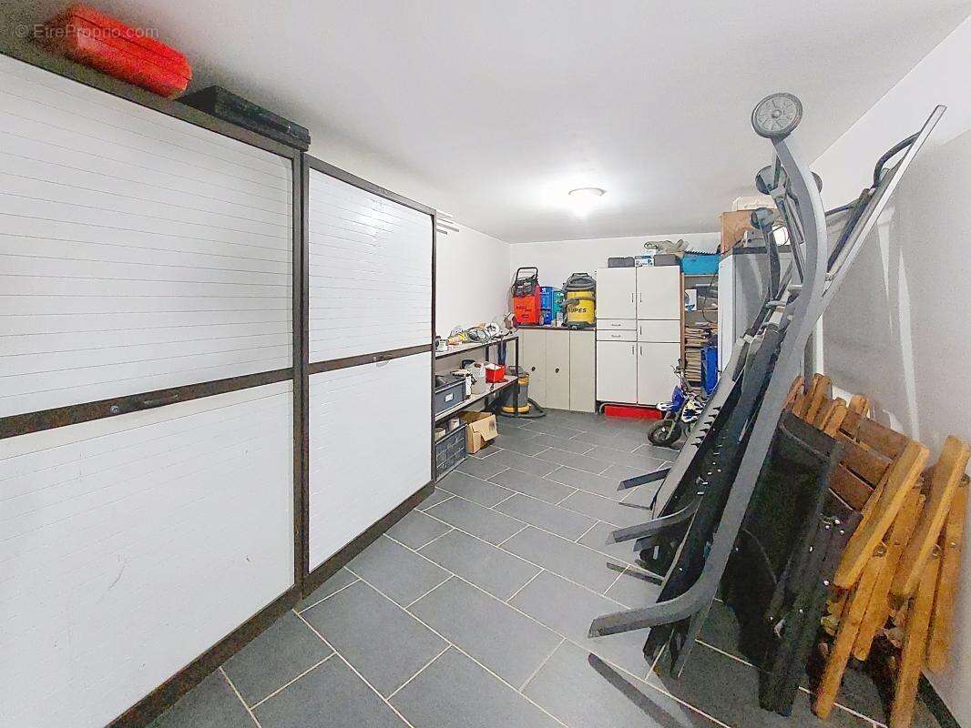 Maison à SAINT-BONNET-DE-MURE