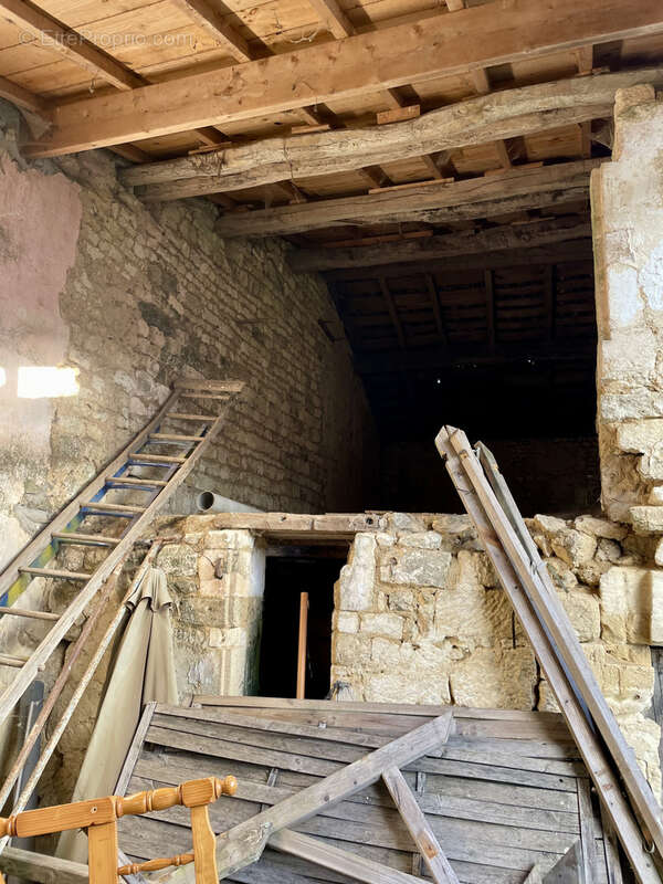 Appartement à SAINT-SAVINIEN