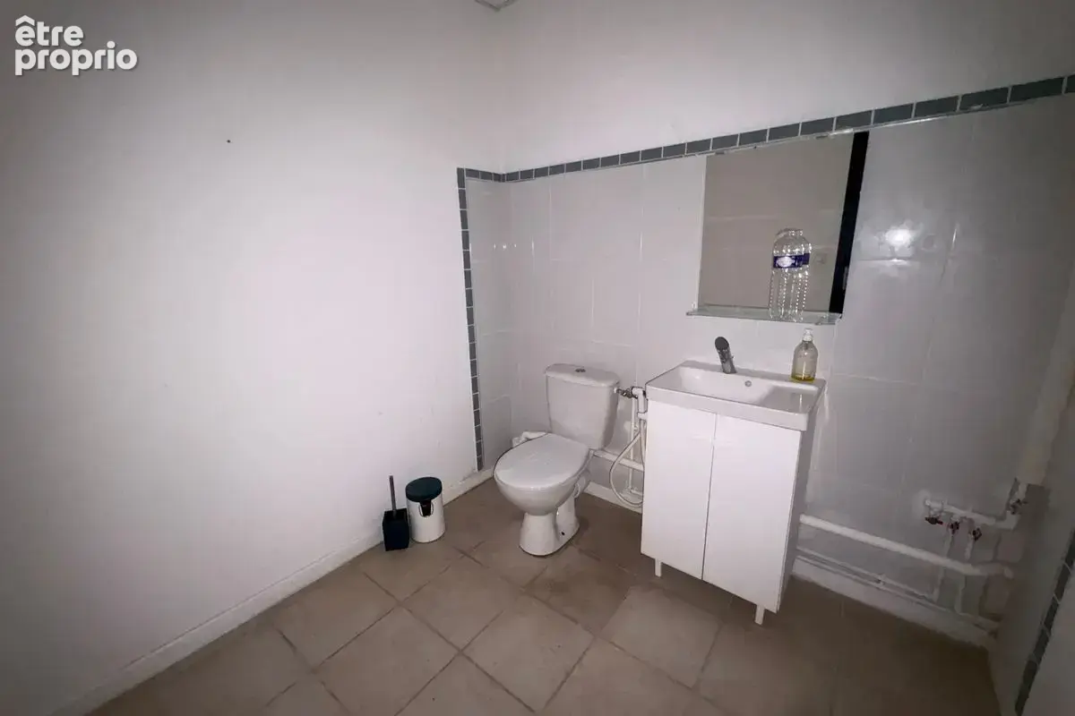 A LOUER - local d'activité de 110 m² à Joué Les Tours - photo 7