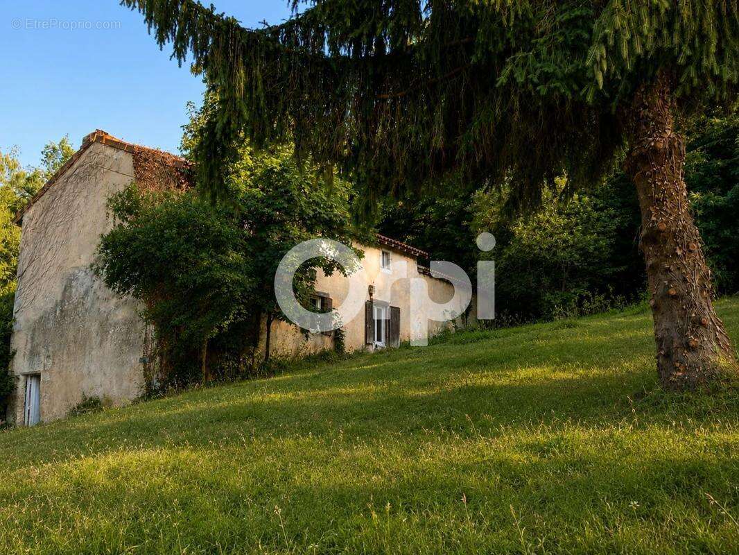 Maison de caractère à vendre - Creyssensac-et-Pissot - photo 9