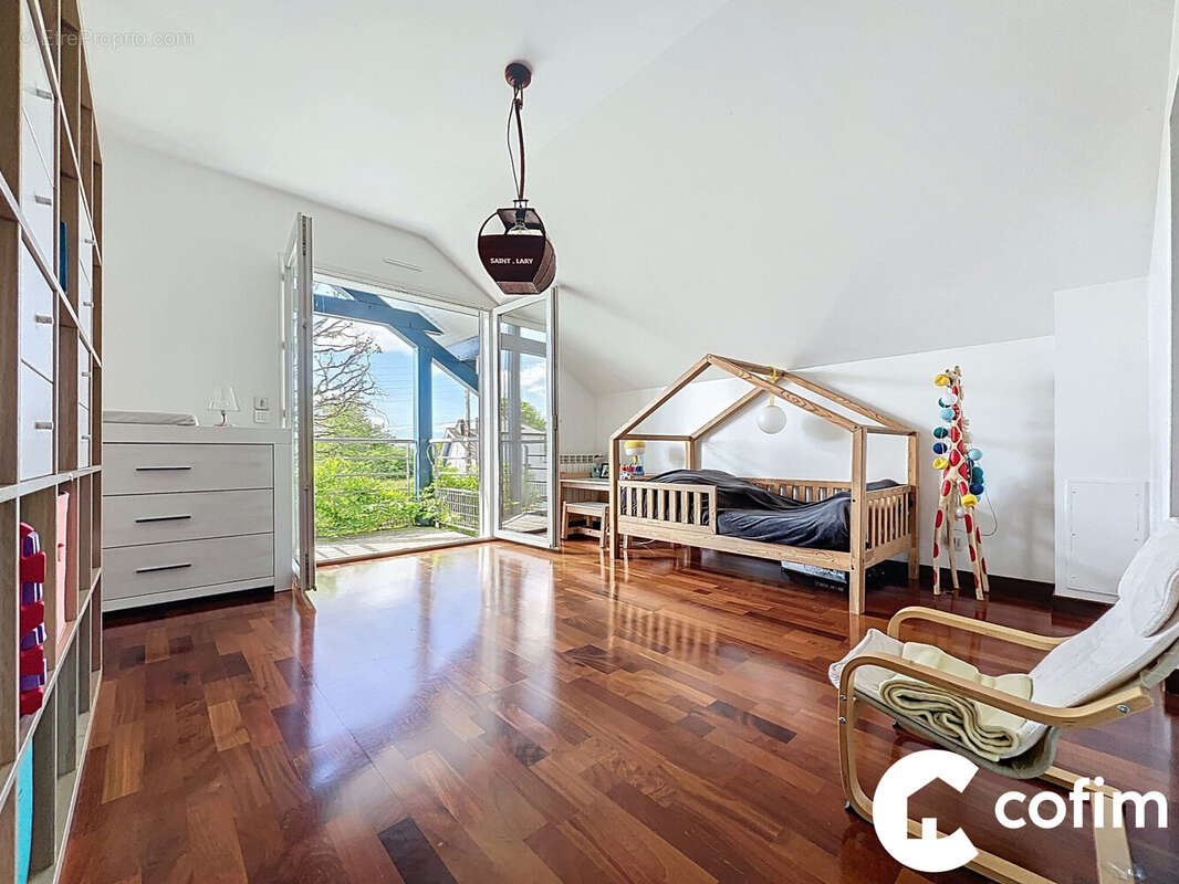 Maison 188 m² à Lons  - photo 8