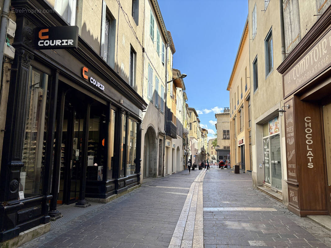 Commerce à CARCASSONNE