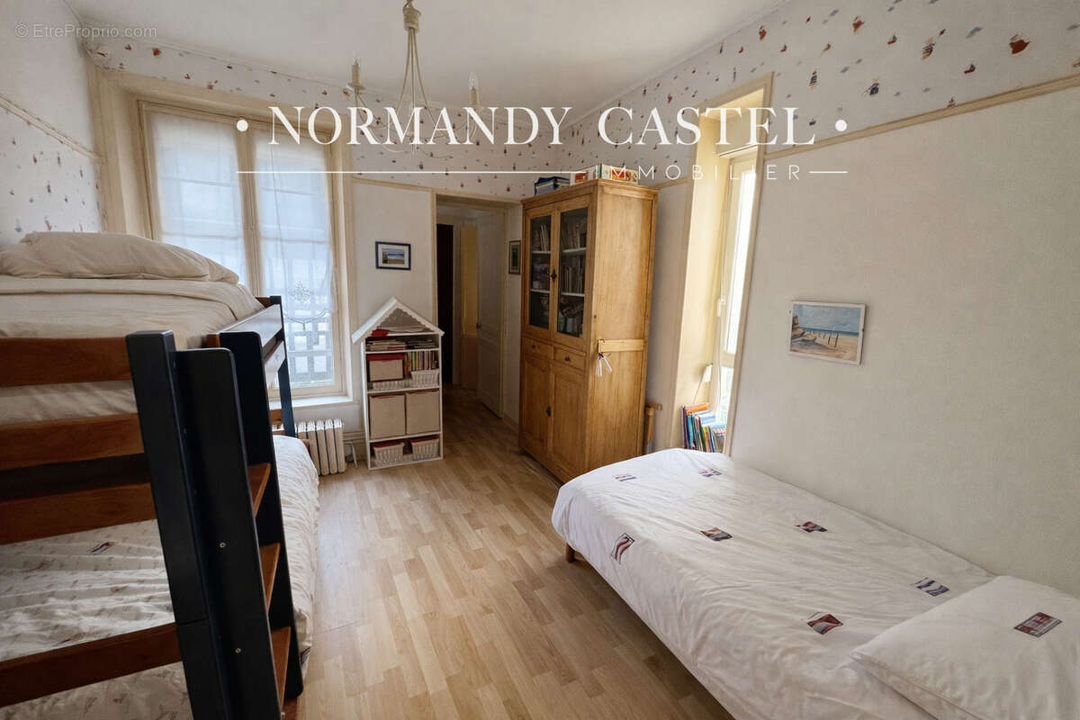 Appartement à TROUVILLE-SUR-MER