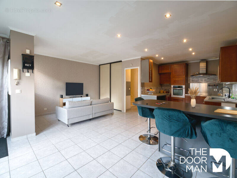 Appartement à LE PERRAY-EN-YVELINES