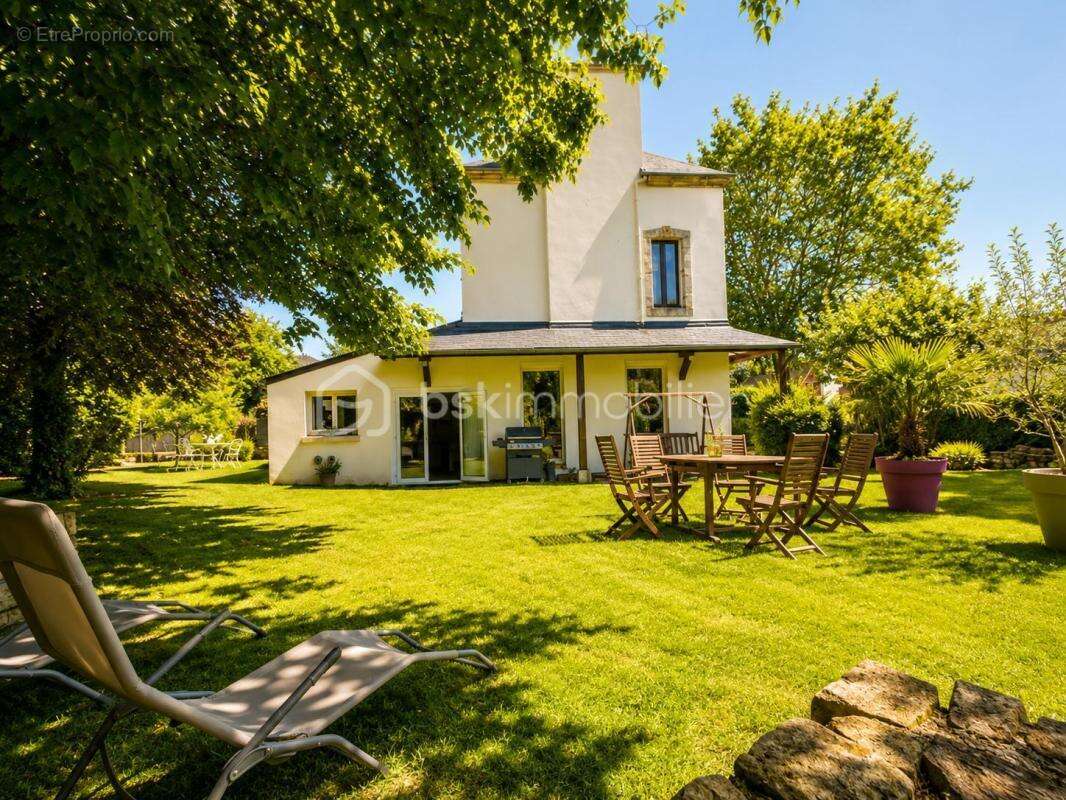 Maison de caractère 8 pièces avec jardin clos et potentiel d’évolution - photo 17