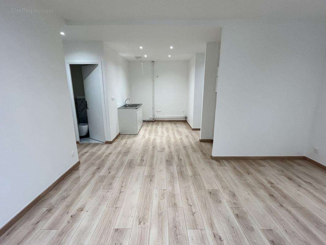 Appartement à PARIS-12E