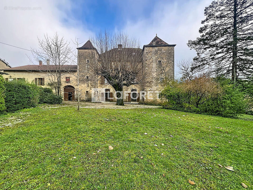 Maison à NANC-LES-SAINT-AMOUR