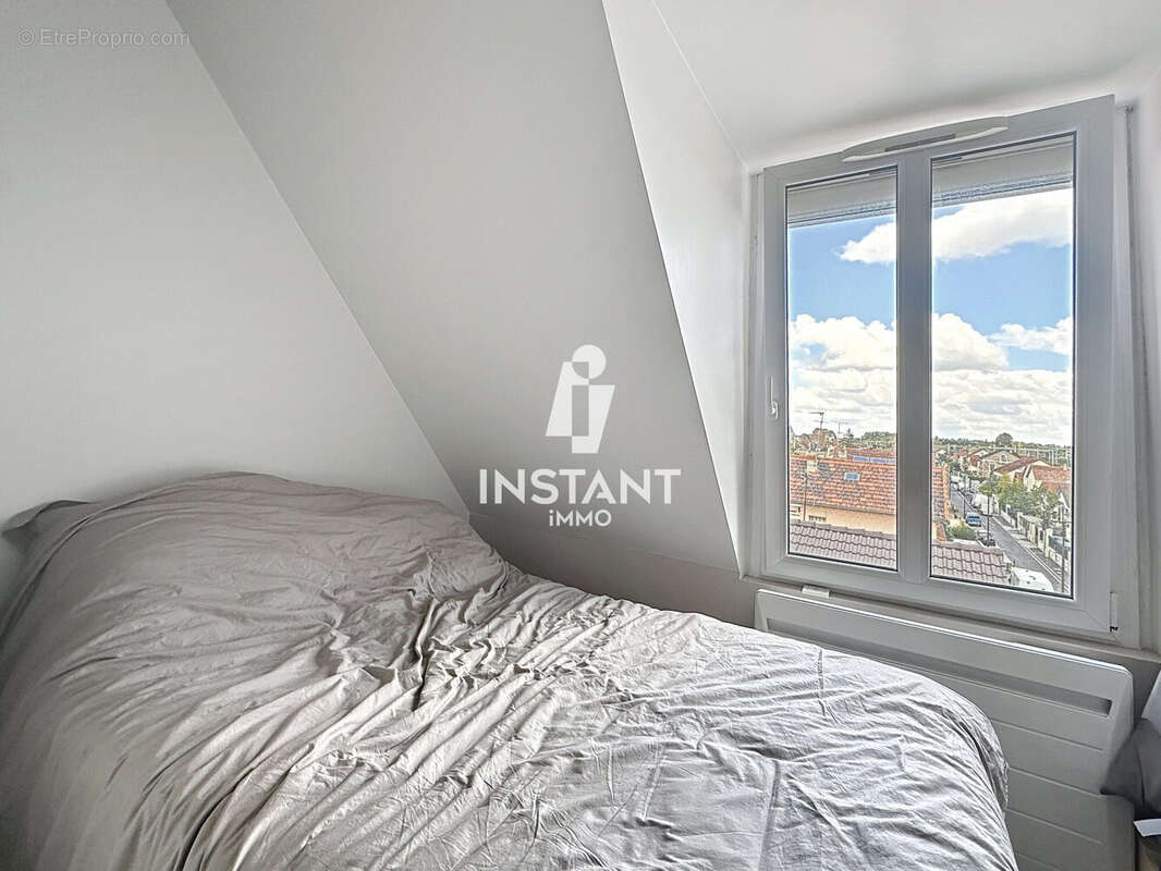 Appartement à VILLENEUVE-LE-ROI