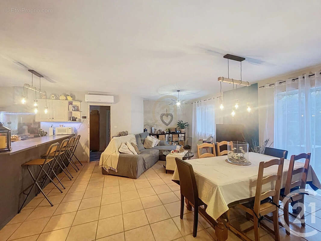 Maison à MOIDIEU-DETOURBE