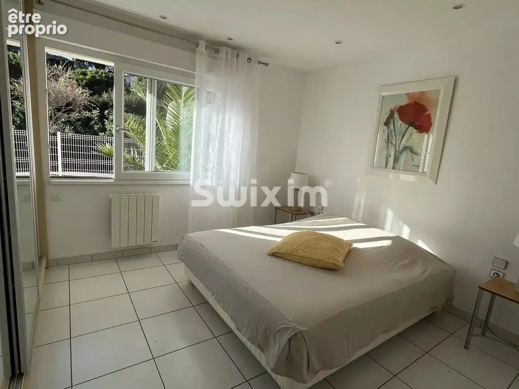 Cavalaire-sur-Mer (83240) — T3 lumineux en rez-de-jardin avec terrasse de 45 m² à 200 m des plages - photo 8