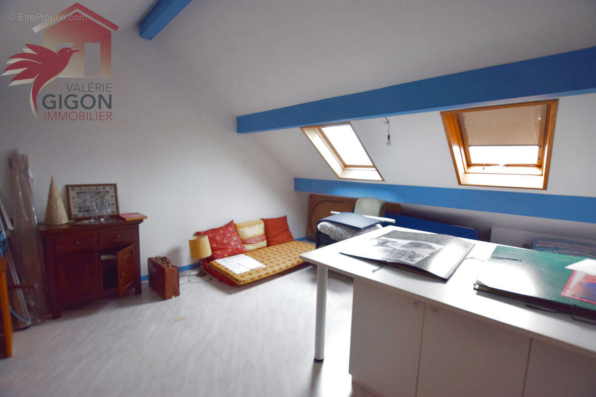 Maison à GRAND-CHARMONT