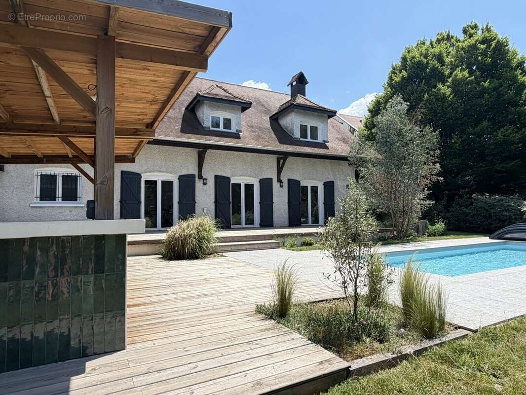 Maison à LA FOUILLOUSE