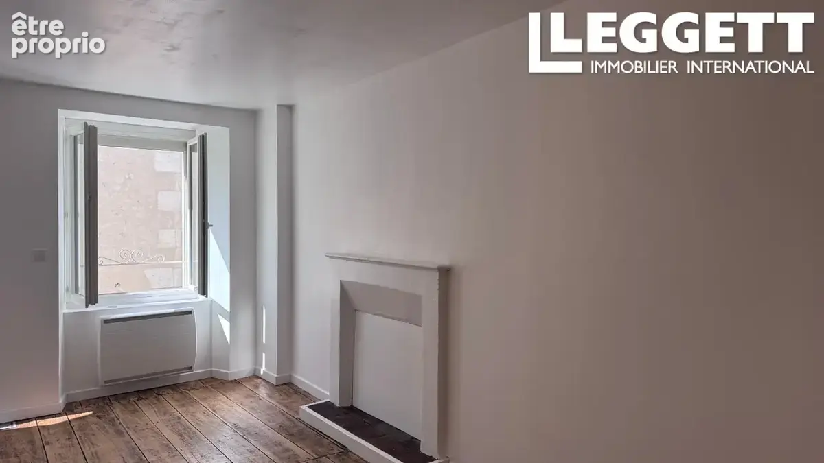 Maison de village rénovée de 2 chambres avec beaux volumes à Salles-Lavalette - photo 5