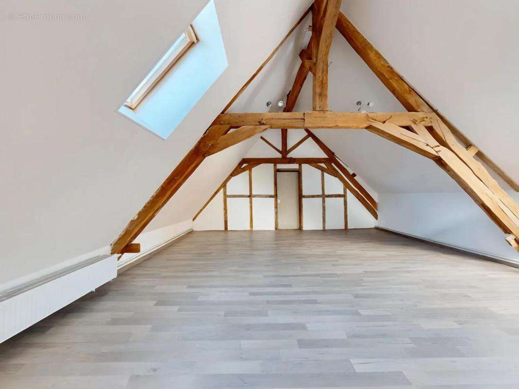 Maison à LAPEYROUSE