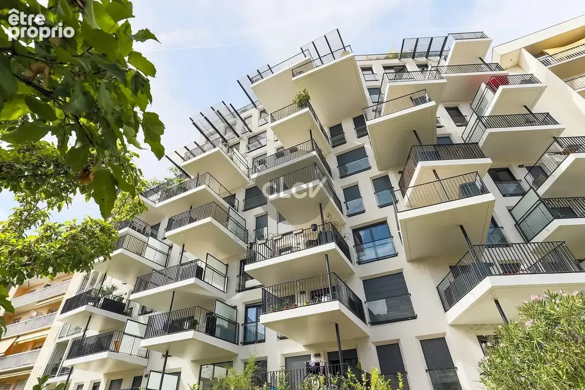 T3 au calme avec balcon et garage - photo 3