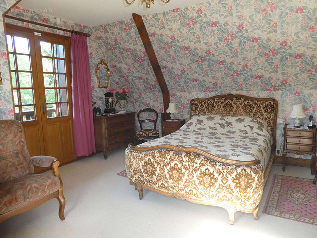 Maison à PONT-L'EVEQUE